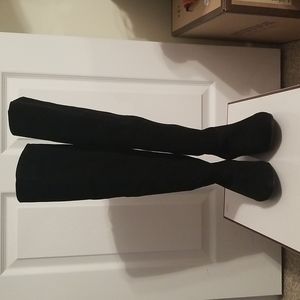 Steve Madden Black Suede Knee High Boots Sz 7